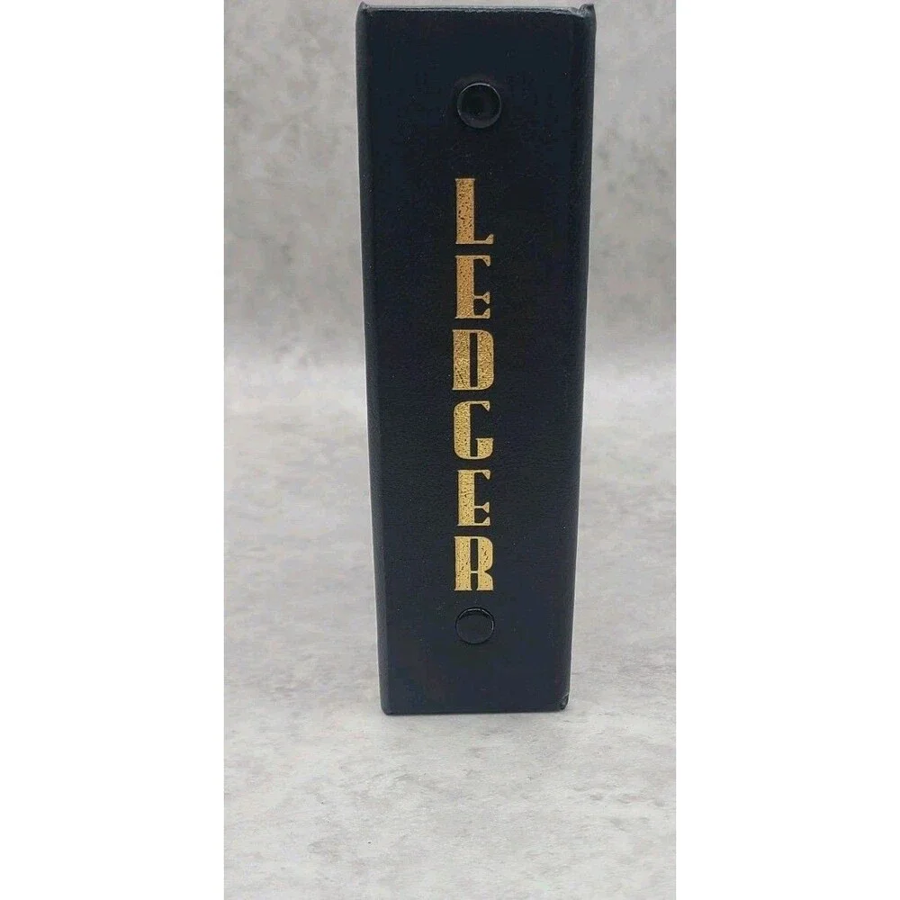 Ledger Outfit unused ledger